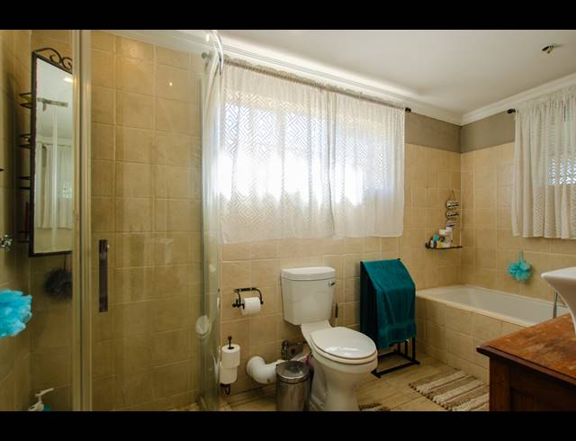 3 BEDROOM DUET FOR SALE IN MONUMENT PARK